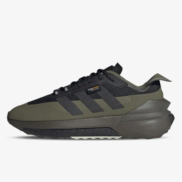 adidas AVRYN 