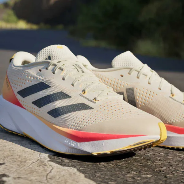 adidas ADIZERO SL 