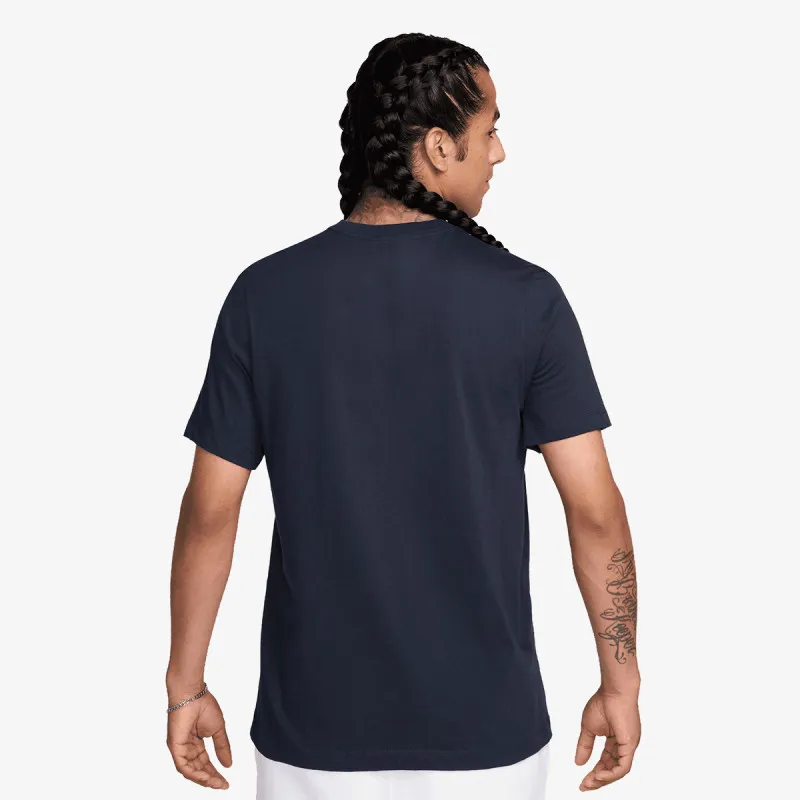 Nike U NSW TEE STD CELEBRATE BRAND 
