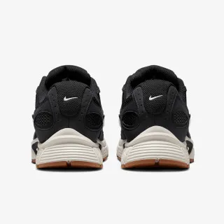 Nike NIKE V5 RNR SUEDE 