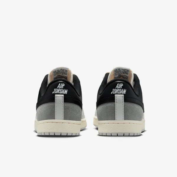 Nike AIR JORDAN SKYLINE LOW 