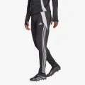 adidas TIRO24 WINPNT 