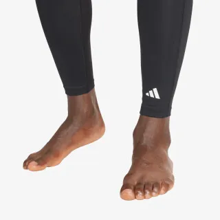 adidas Tech Fit Base 