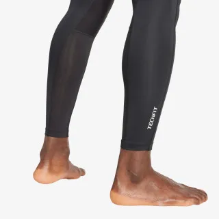 adidas Tech Fit Base 