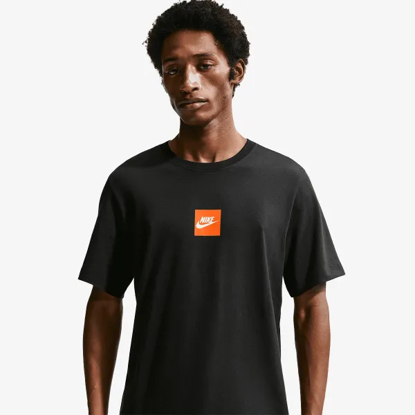 Nike Sportswear 