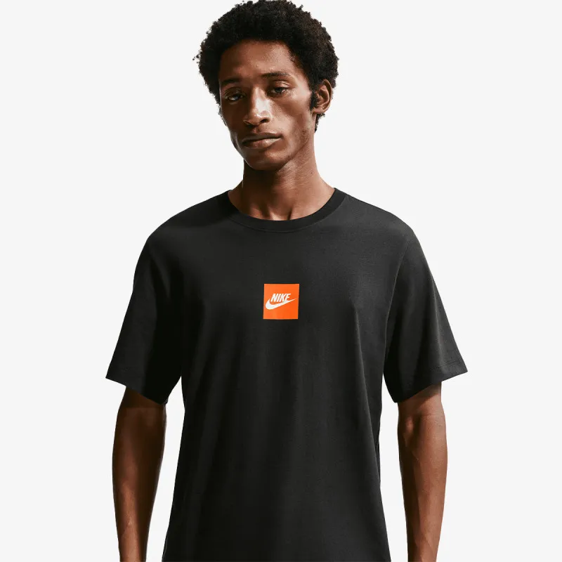 Nike Sportswear 