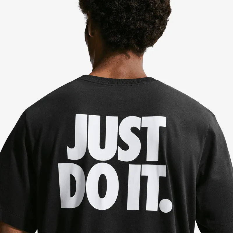 Nike Sportswear 