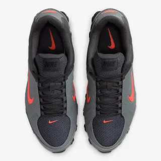 Nike Reax 8 