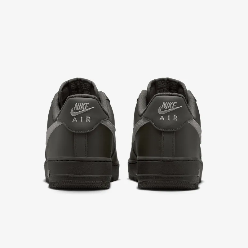 Nike AIR FORCE 1 '07 