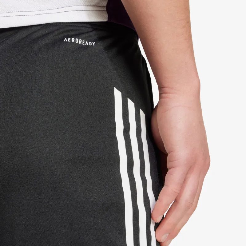 adidas MUFC TR SHO 
