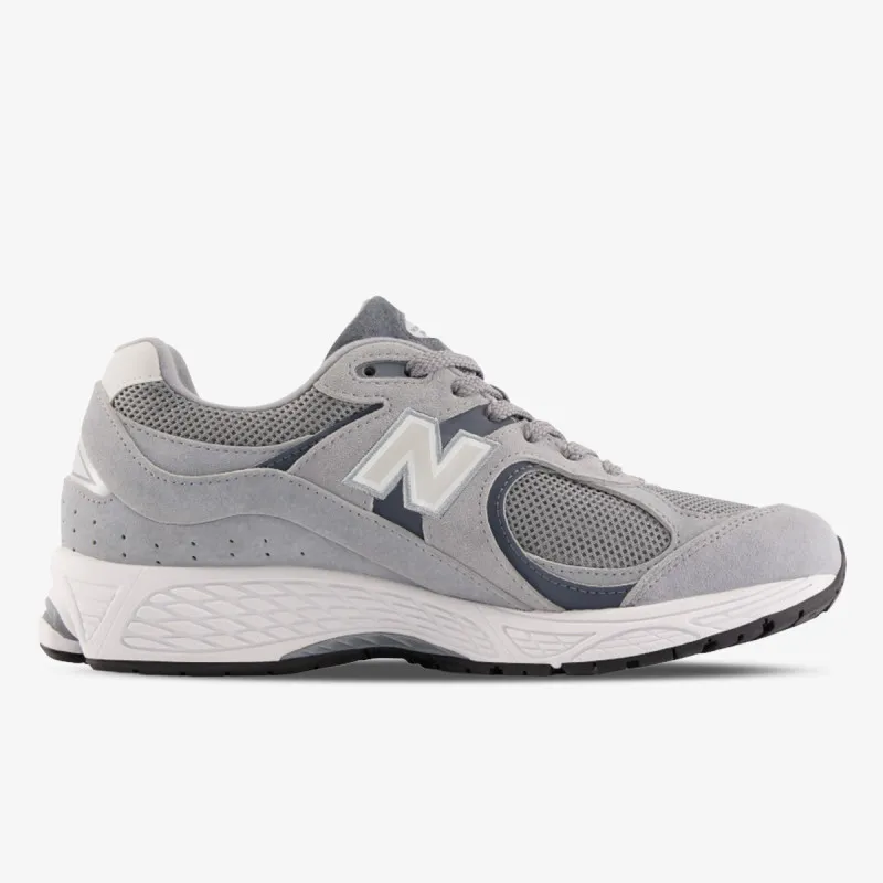 New Balance 2002R 