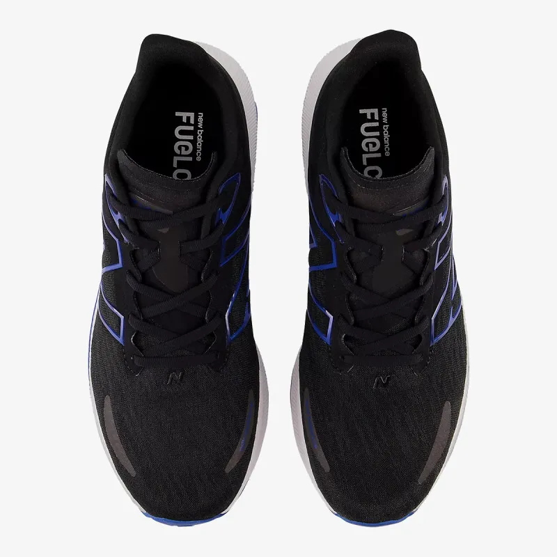 New Balance FuelCell Propel v3 