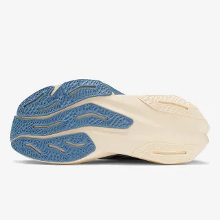 New Balance M FCX 