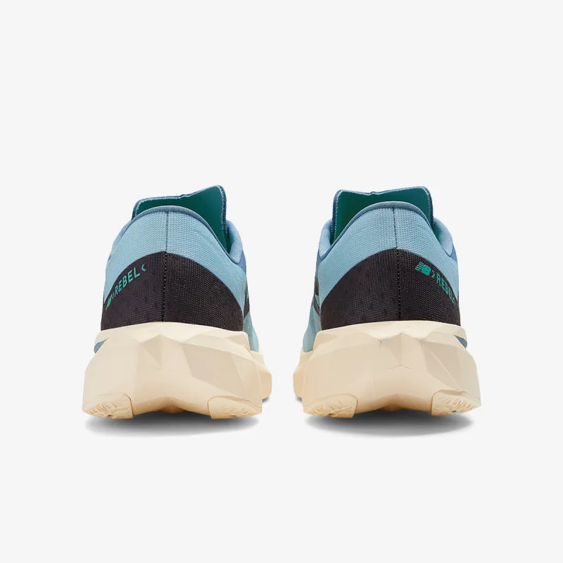 New Balance M FCX 