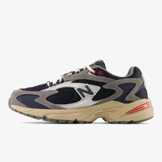 New Balance M 725 