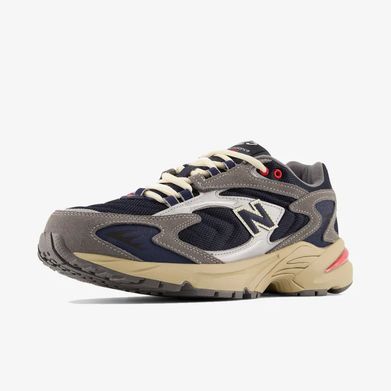 New Balance M 725 