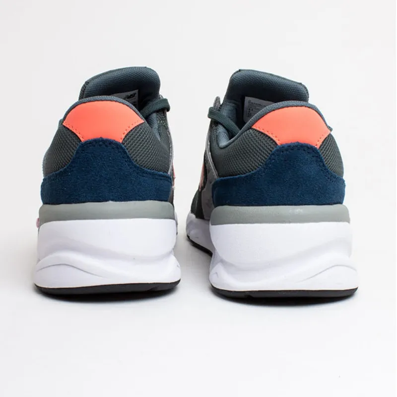 New Balance M X90 