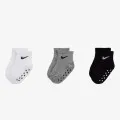 Nike NHN CORE SWOOSH GRIPPER 