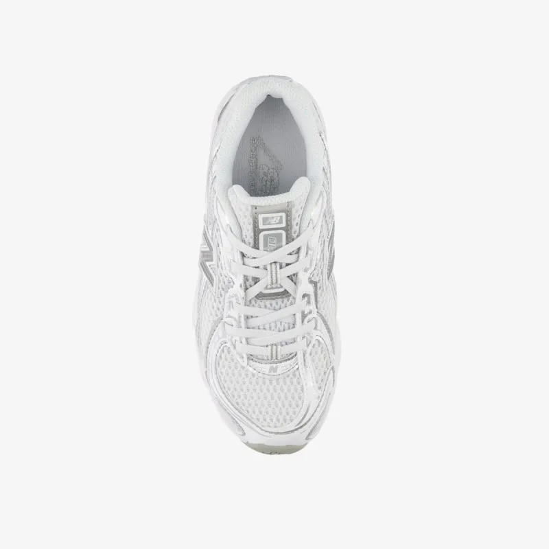 New Balance K 740 