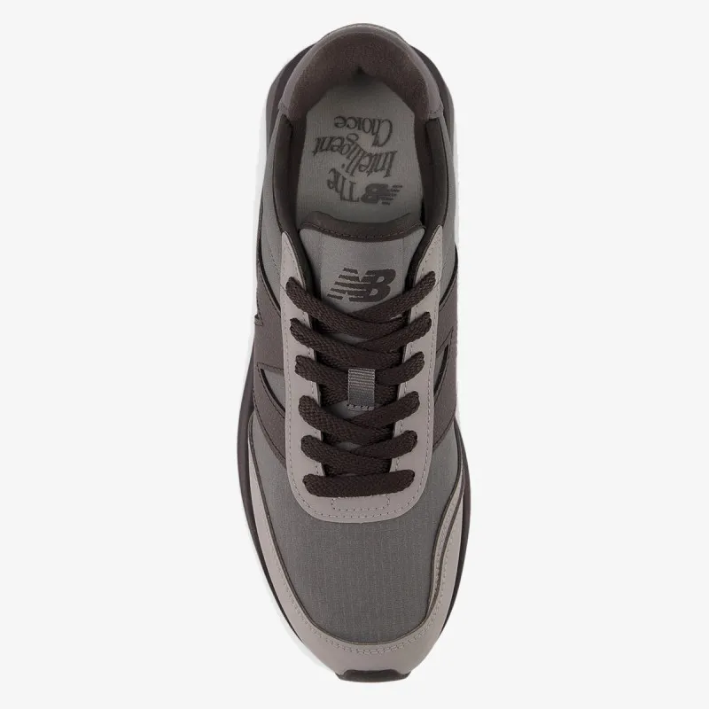 New Balance 370 
