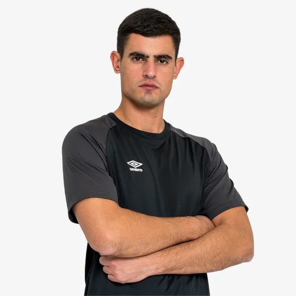 UMBRO TRAINING SHIRT 