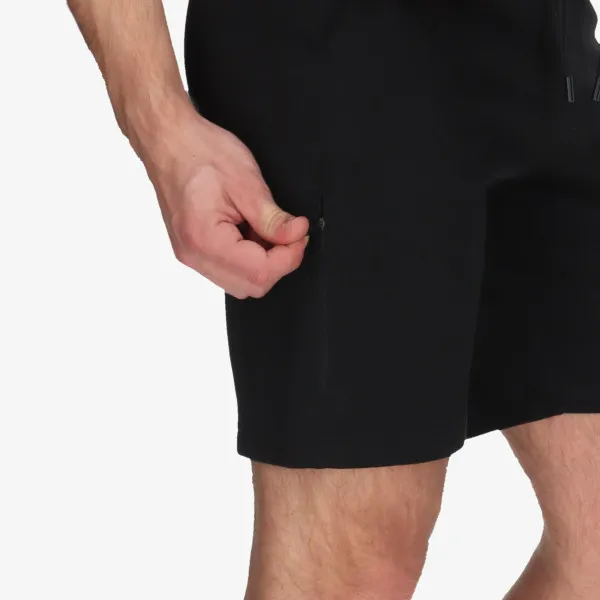 UMBRO BASIC SHORTS 