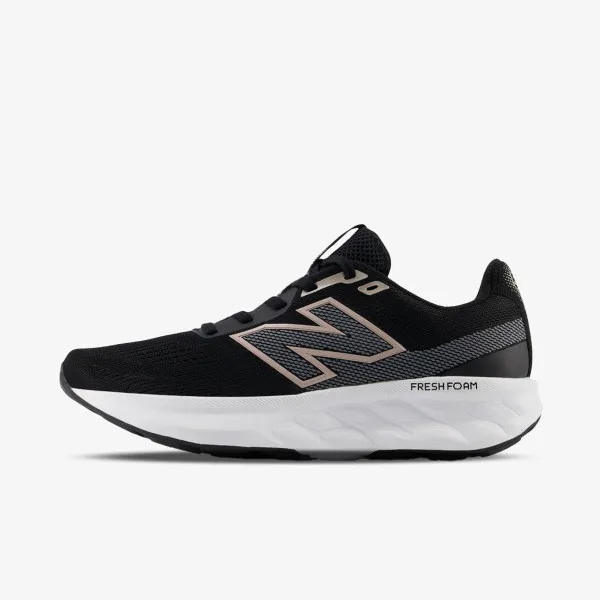 New Balance W520 