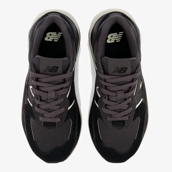 New Balance 5740 