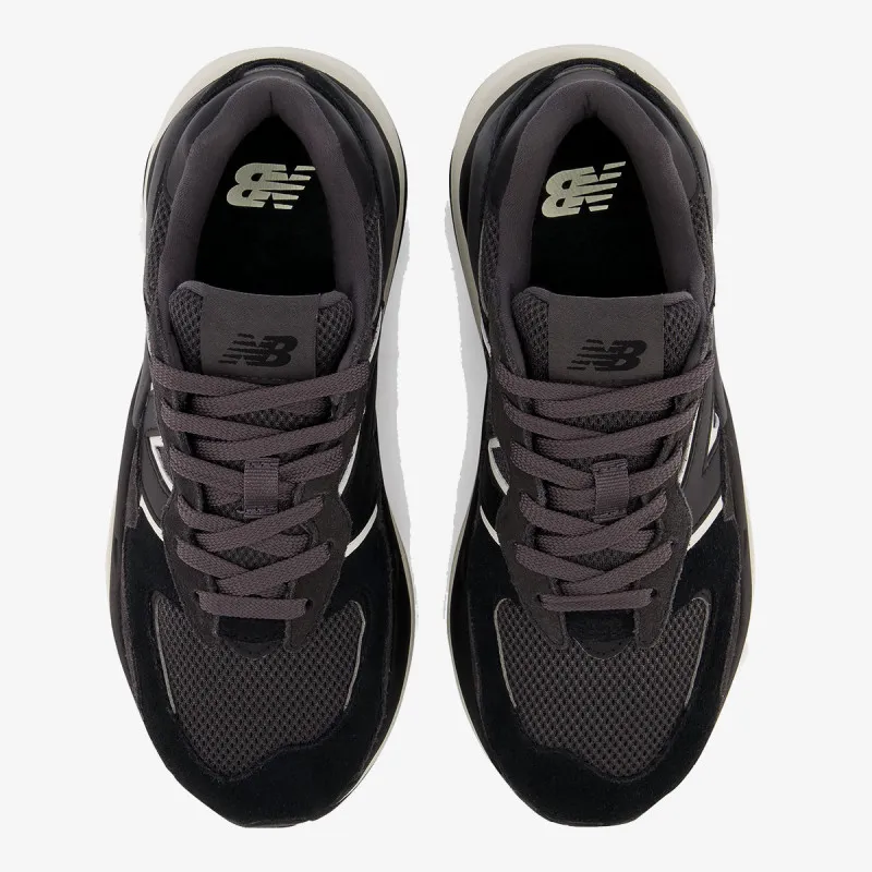 New Balance 5740 
