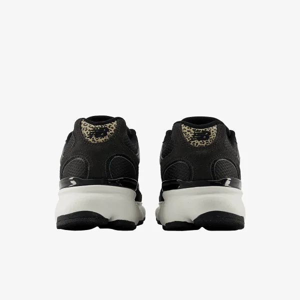 New Balance 603 