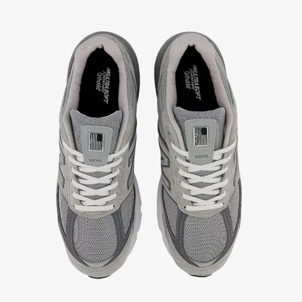 New Balance 990 