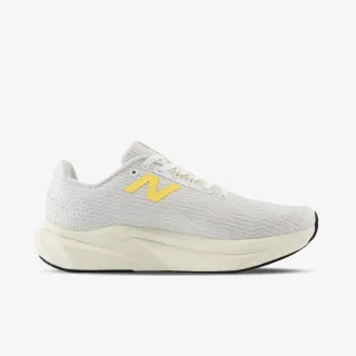 New Balance W FC Propel 