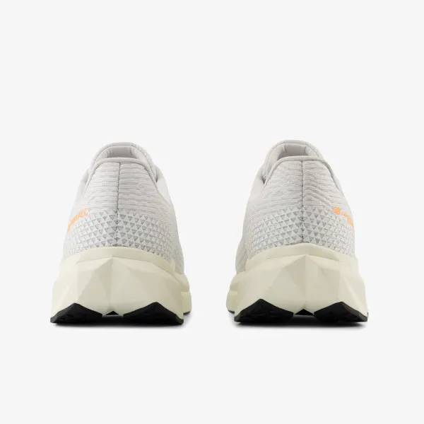 New Balance W FC Propel 