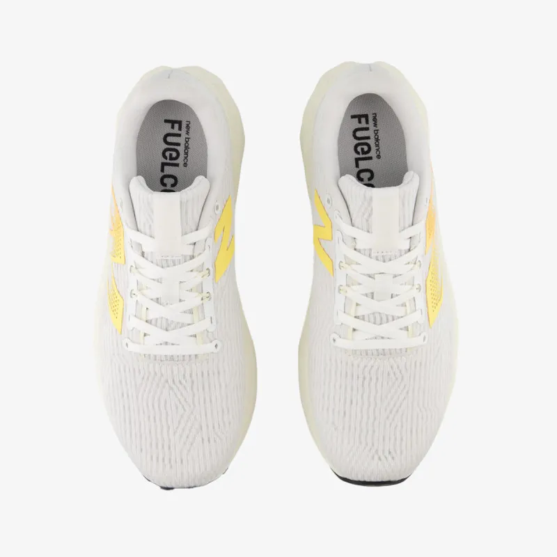 New Balance W FC Propel 