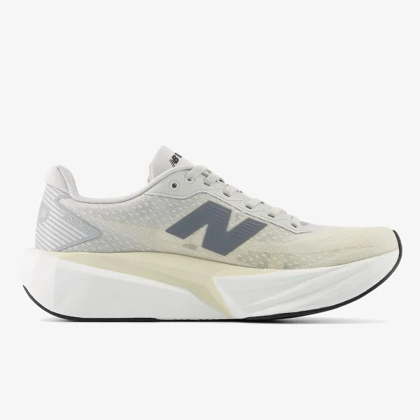 New Balance W FC REBEL 