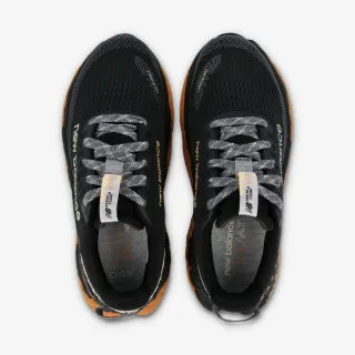 New Balance W MORE TRAIL 